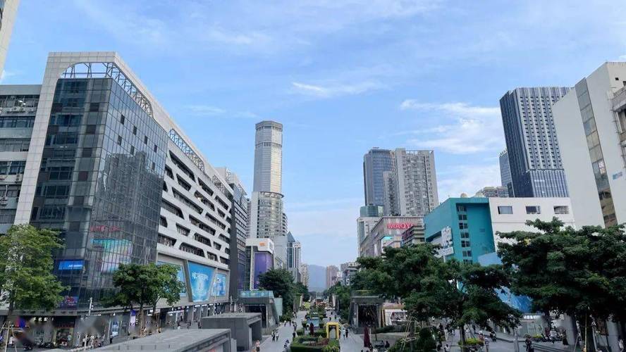 深圳华强北的“一米柜”为啥越长越“高”? 互联通信 深圳华强北的“一米柜”为啥越长越“高”? 深圳华强北的“一米柜”为啥越长越“高”? 互联通信