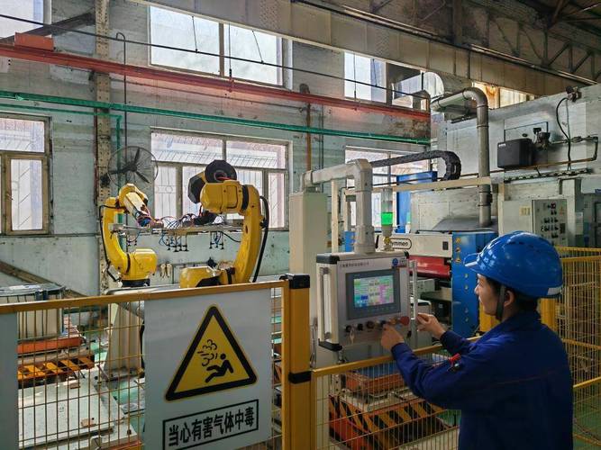 明德亨科技:电子产品“心脏”由“制”造变“智”造 互联通信 明德亨科技:电子产品“心脏”由“制”造变“智”造 明德亨科技:电子产品“心脏”由“制”造变“智”造 互联通信