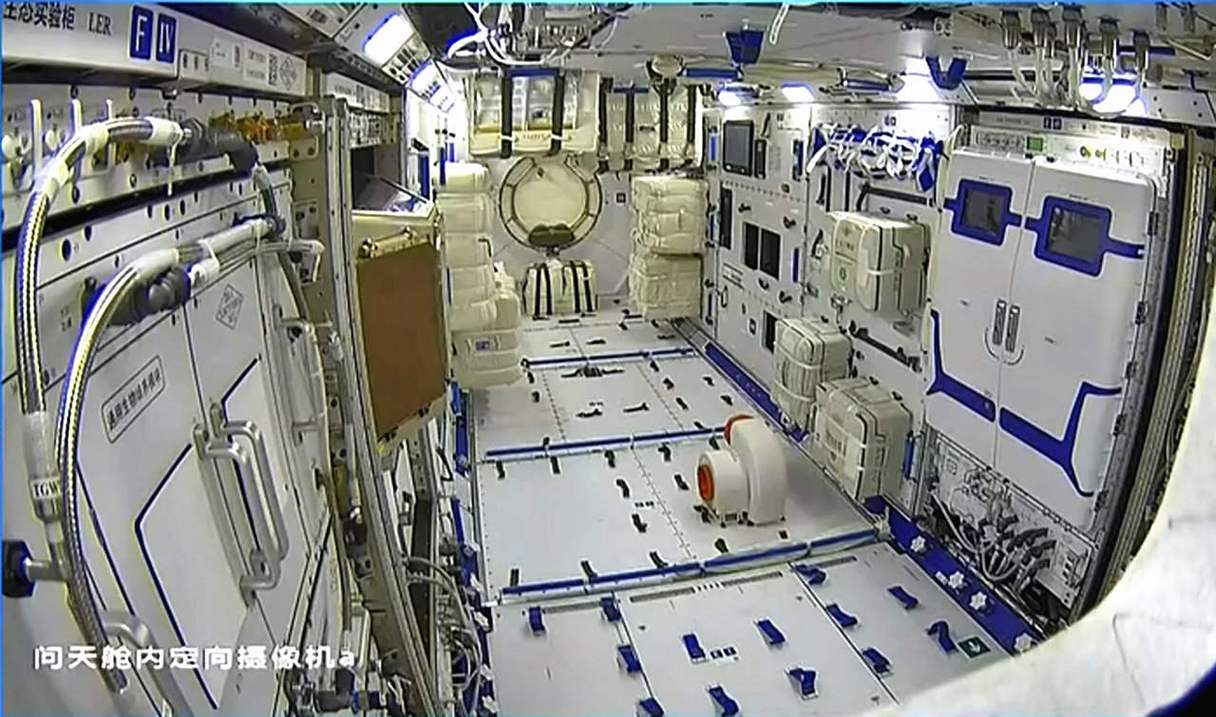 问天实验舱和科学实验柜 智能科技 问天实验舱和科学实验柜 问天实验舱和科学实验柜 智能科技