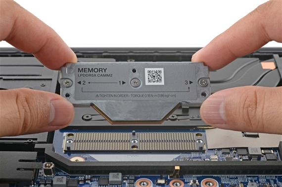 iFixit拆解联想ThinkPad P1 Gen 7可拆卸式LPCAMM2内存意义重大年夜 智能家居 iFixit拆解联想ThinkPad P1 Gen 7可拆卸式LPCAMM2内存意义重大年夜 iFixit拆解联想ThinkPad P1 Gen 7可拆卸式LPCAMM2内存意义重大年夜 智能家居