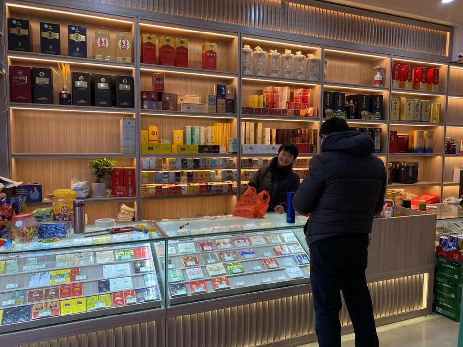 杭州中强烟酒展柜:匠心独运展现高端品味 智能科技 杭州中强烟酒展柜:匠心独运展现高端品味 杭州中强烟酒展柜:匠心独运展现高端品味 智能科技
