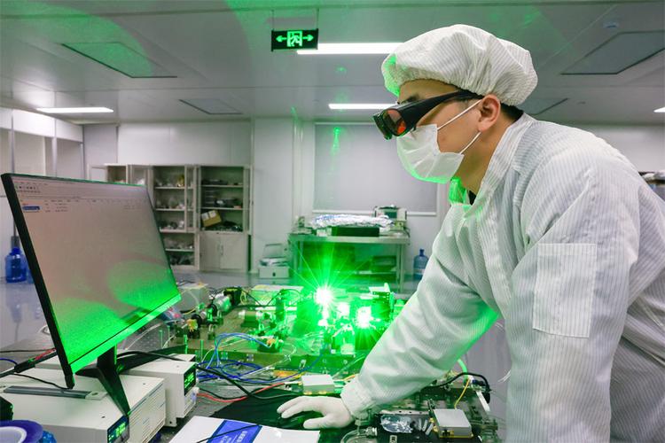合肥庐阳经开区企业研发技能领先的大年夜功率超快固体激光器 互联通信 合肥庐阳经开区企业研发技能领先的大年夜功率超快固体激光器 合肥庐阳经开区企业研发技能领先的大年夜功率超快固体激光器 互联通信