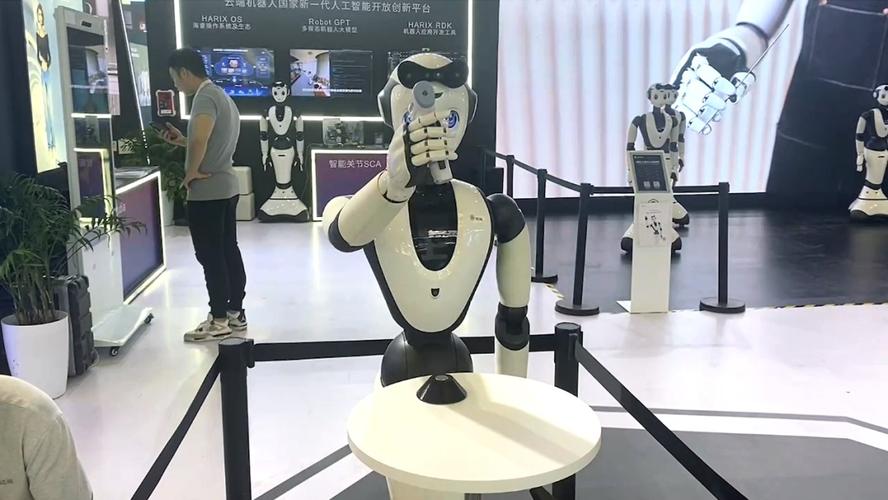 辽宁展出企业技能立异成果 智能仿生人形机械人吸睛 智能家居 辽宁展出企业技能立异成果 智能仿生人形机械人吸睛 辽宁展出企业技能立异成果 智能仿生人形机械人吸睛 智能家居