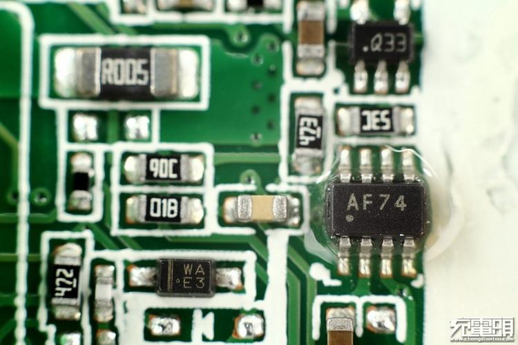 OPPO闪充电源适配器AK779GB(光宝代工新版)拆解 人工智能 OPPO闪充电源适配器AK779GB(光宝代工新版)拆解 OPPO闪充电源适配器AK779GB(光宝代工新版)拆解 人工智能