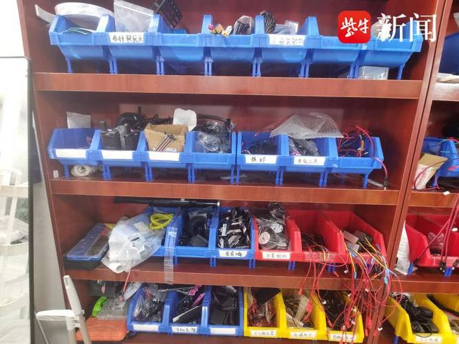 90后姐弟还乡创业玩转智能遥控车月入15万还带动乡亲就业 互联通信 90后姐弟还乡创业玩转智能遥控车月入15万还带动乡亲就业 90后姐弟还乡创业玩转智能遥控车月入15万还带动乡亲就业 互联通信