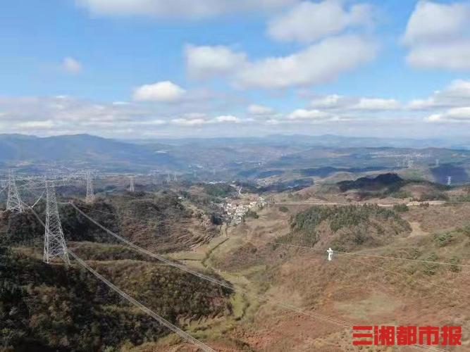 国网湖南输电检修公司智能管控平台首次运用在高海拔地区带电功课 智能科技 国网湖南输电检修公司智能管控平台首次运用在高海拔地区带电功课 国网湖南输电检修公司智能管控平台首次运用在高海拔地区带电功课 智能科技