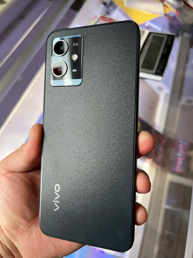 双镜面主流机型 vivo Y33常州售900元! 智能科技 双镜面主流机型 vivo Y33常州售900元! 双镜面主流机型 vivo Y33常州售900元! 智能科技