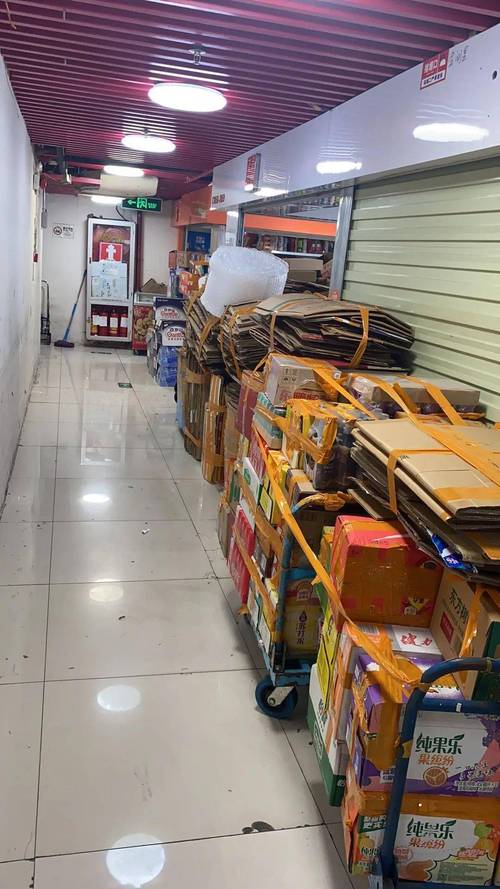 华强北实地探访:旺季不旺家电线下市场国庆中秋双节促销遇冷 智能科技 华强北实地探访:旺季不旺家电线下市场国庆中秋双节促销遇冷 华强北实地探访:旺季不旺家电线下市场国庆中秋双节促销遇冷 智能科技