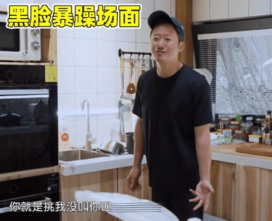 《鱿鱼游戏》碰瓷吴京运动服为什么都有“长竖条”? 智能科技 《鱿鱼游戏》碰瓷吴京运动服为什么都有“长竖条”? 《鱿鱼游戏》碰瓷吴京运动服为什么都有“长竖条”? 智能科技