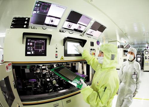 一个月产能抵得上去年半年武汉光通信家当广收订单逐5G 智能家居 一个月产能抵得上去年半年武汉光通信家当广收订单逐5G 一个月产能抵得上去年半年武汉光通信家当广收订单逐5G 智能家居