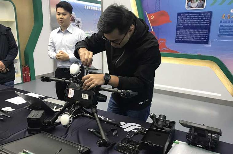 进级无人机售后做事 DJI大年夜疆行业应用助力泰州输电智能化运检 人工智能 进级无人机售后做事 DJI大年夜疆行业应用助力泰州输电智能化运检 进级无人机售后做事 DJI大年夜疆行业应用助力泰州输电智能化运检 人工智能