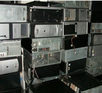实拍农村集市二手电子摊200一台电脑、300一台电视你会买吗? 人工智能 实拍农村集市二手电子摊200一台电脑、300一台电视你会买吗? 实拍农村集市二手电子摊200一台电脑、300一台电视你会买吗? 人工智能