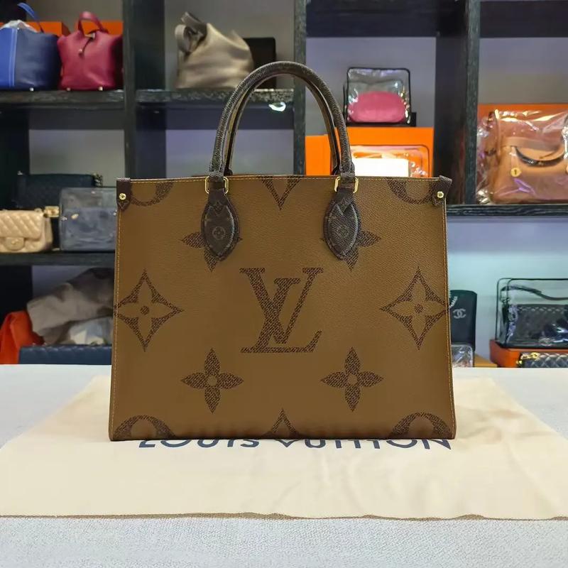 广州一商家网上卖假“LV”包包、腰带被判赔32万元 互联通信 广州一商家网上卖假“LV”包包、腰带被判赔32万元 广州一商家网上卖假“LV”包包、腰带被判赔32万元 互联通信