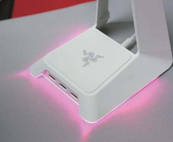 桌面上的“素波银涛”Razer水银外设套装赏析 智能科技 桌面上的“素波银涛”Razer水银外设套装赏析 桌面上的“素波银涛”Razer水银外设套装赏析 智能科技