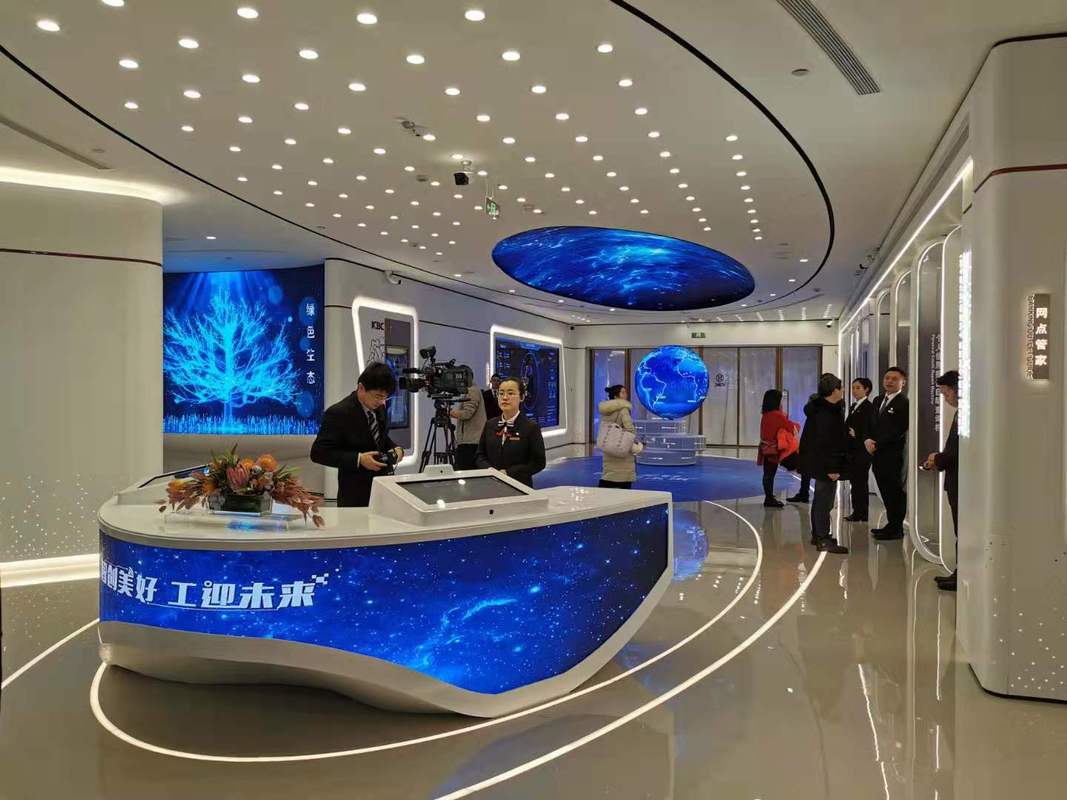 独家探访工行聪慧银行旗舰店 智能科技 独家探访工行聪慧银行旗舰店 独家探访工行聪慧银行旗舰店 智能科技