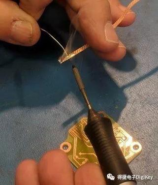 若何为电路板镀锡?这个教程保你一看就会 智能科技 若何为电路板镀锡?这个教程保你一看就会 若何为电路板镀锡?这个教程保你一看就会 智能科技