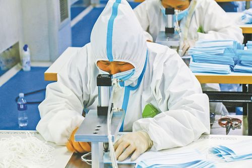 重庆:加班加点产口罩 人工智能 重庆:加班加点产口罩 重庆:加班加点产口罩 人工智能