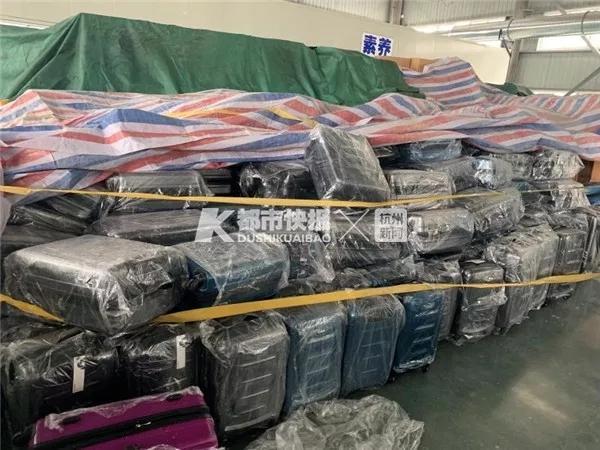 专做假品牌箱包一个月赚20万!浙江破获微商售假案 智能家居 专做假品牌箱包一个月赚20万!浙江破获微商售假案 专做假品牌箱包一个月赚20万!浙江破获微商售假案 智能家居