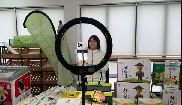 圆梦“幸福农网”他们走上人生C位 互联通信 圆梦“幸福农网”他们走上人生C位 圆梦“幸福农网”他们走上人生C位 互联通信