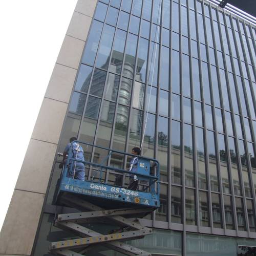 一种直接涂在玻璃上的隔热涂料轻松让玻璃实现隔热防晒效果 互联通信 一种直接涂在玻璃上的隔热涂料轻松让玻璃实现隔热防晒效果 一种直接涂在玻璃上的隔热涂料轻松让玻璃实现隔热防晒效果 互联通信