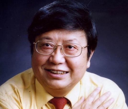 巴蜀鬼才魏明伦撰写挽联悼念赵忠祥:金话筒六十年 智能科技 巴蜀鬼才魏明伦撰写挽联悼念赵忠祥:金话筒六十年 巴蜀鬼才魏明伦撰写挽联悼念赵忠祥:金话筒六十年 智能科技
