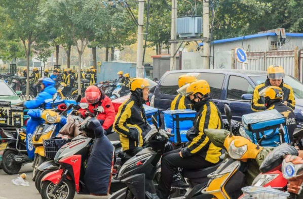 在电动车新标准启用后快递、外卖员该若何送货呢？ 在电动车新标准启用后快递、外卖员该若何送货呢？ 互联通信