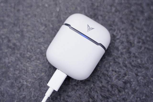 飞智X1蓝牙耳机评测三角能量柱打造低延迟、高音质和高续航体验 飞智X1蓝牙耳机评测三角能量柱打造低延迟、高音质和高续航体验 智能家居