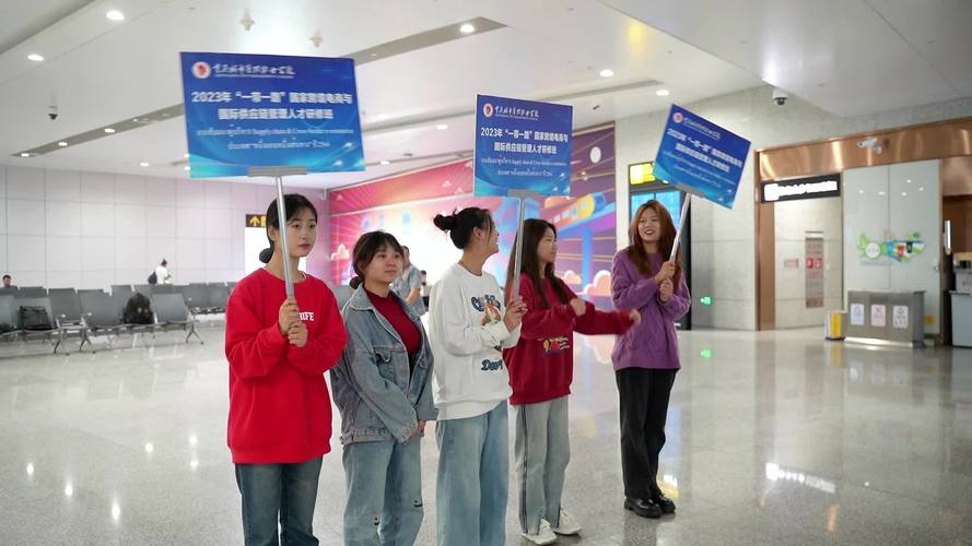泰国学生来到普宁学电商潮汕学院首届中泰跨境电商高级研修班开班 人工智能 泰国学生来到普宁学电商潮汕学院首届中泰跨境电商高级研修班开班 泰国学生来到普宁学电商潮汕学院首届中泰跨境电商高级研修班开班 人工智能
