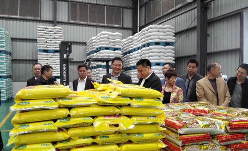 荣县“阳光米业”:年加工7万吨稻谷促农增收 智能科技 荣县“阳光米业”:年加工7万吨稻谷促农增收 荣县“阳光米业”:年加工7万吨稻谷促农增收 智能科技