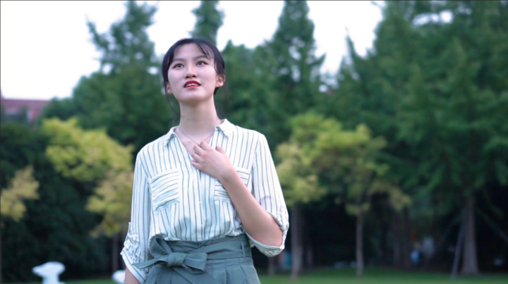 “杭电小王菲”代言“杭电牌”月饼 赠萌新温情满满 智能科技 “杭电小王菲”代言“杭电牌”月饼 赠萌新温情满满 “杭电小王菲”代言“杭电牌”月饼 赠萌新温情满满 智能科技