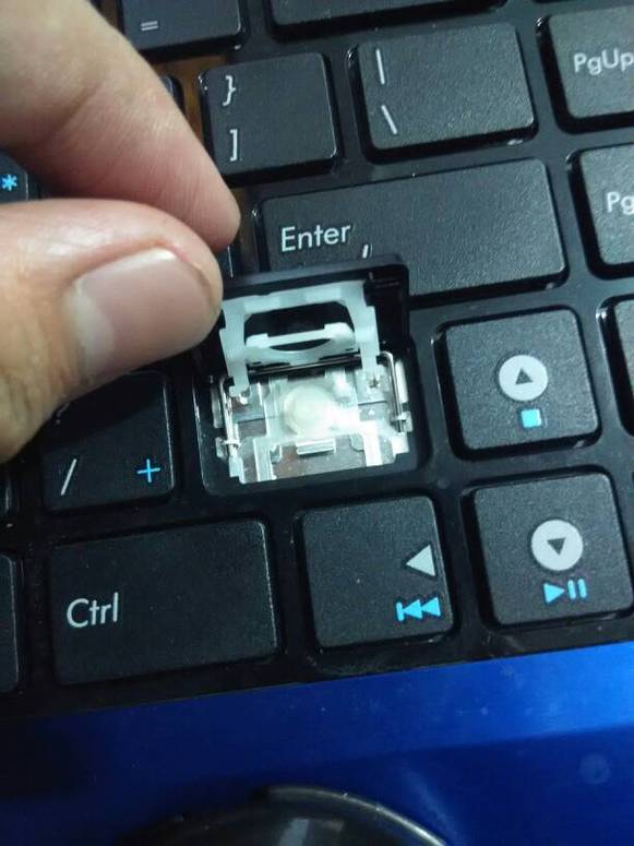 笔记本键盘的按键欠妥心抠掉落了怎么办？没紧要我来教你扣上去！ 笔记本键盘的按键欠妥心抠掉落了怎么办？没紧要我来教你扣上去！ 智能家居